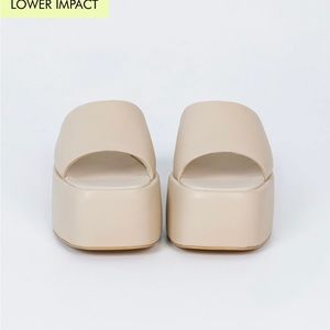 Princess Polly Zimmer Platform Sandals in Cream